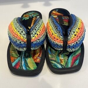 Farm Rio Toucans Crochet Puffy Flip Flops Beautiful!!  New Without Box-Size 7